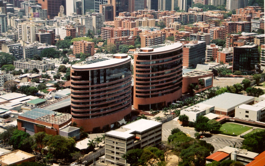 Camilo Ibrahim Issa Centro San Ignacio Más que un centro comercial en Caracas
